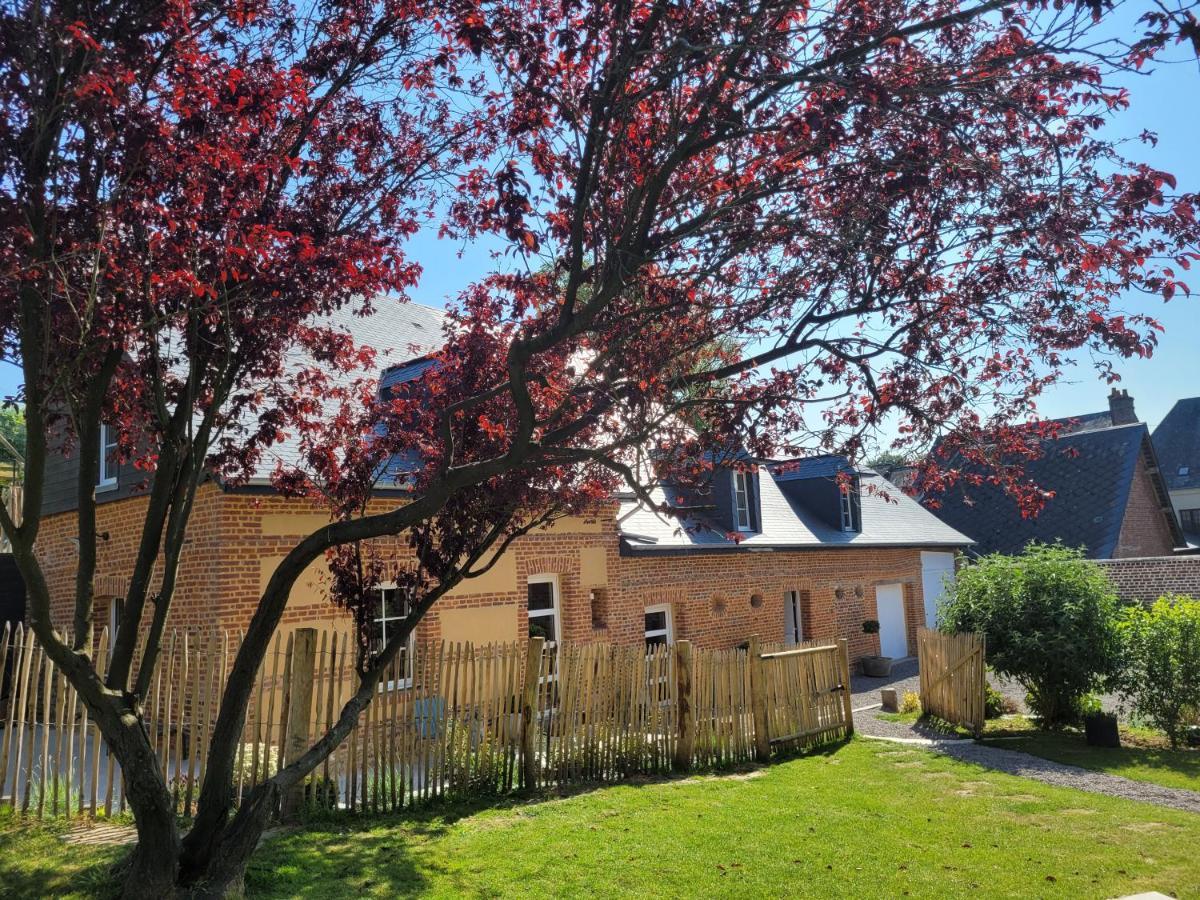Les Fabulettes Bed & Breakfast Auffay ภายนอก รูปภาพ
